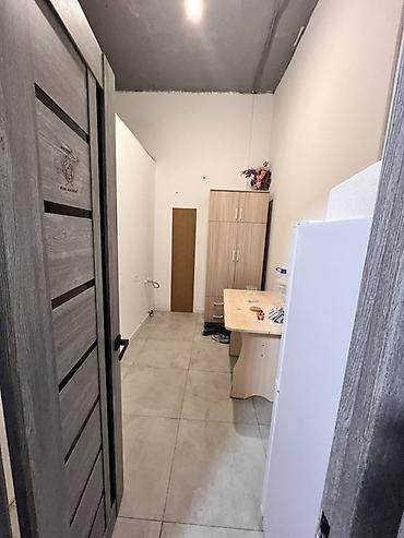 Коммерческая недвижимость: Сдаю Офис целиком: 80 м², В жилом комплексе — 8