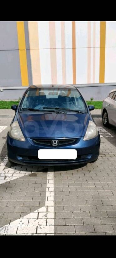 срочно продам машину дёшево: Honda Jazz: 1999 г., 1.4 л, Механика, Бензин, Хэтчбэк