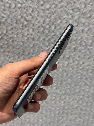 honor v3: Poco X5 5G, Б/у, 256 ГБ, цвет - Черный, В рассрочку, 2 SIM — 4