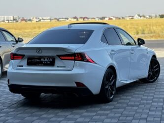 Lexus: Lexus IS: 2017 г., 2 л, Типтроник, Бензин, Седан — 2