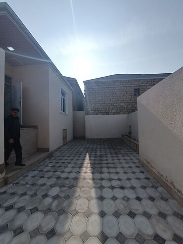 Həyət evləri və villaların satışı: Binəqədi qəs. 3 otaqlı, 100 kv. m, Yeni təmirli — 3