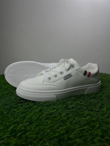 Кроссовки и спортивная обувь: Кроссовки, 36, Nobrand, Новый, цвет - Белый