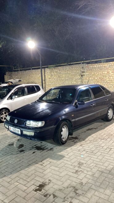 Volkswagen: Volkswagen Passat: 1996 г., 1.8 л, Механика, Бензин, Седан