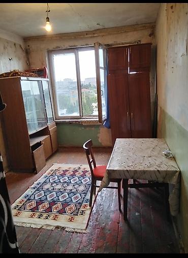 3 otaqlı kiraye evler: 1 otaqlı mənzil – mebellə Təsvir: - Yüksək mərtəbəli binada 1 otaqlı — 1