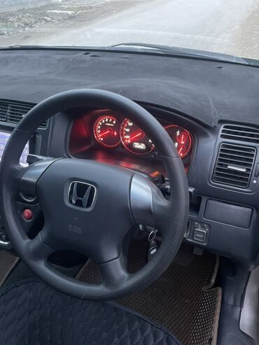 Honda: Honda Stream: 2002 г., 2 л, Автомат, Бензин, Минивэн — 1