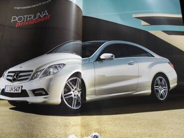 Knjige i stripovi: Casopis: Fashion Avenue,veliki forma oko 50 cm.,malo ostecen u donjem — 6