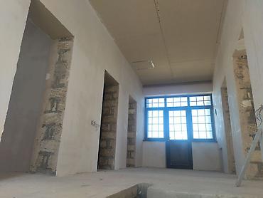 gencede satilan heyet evleri 2018: 7 комнат, 300 м², Без ремонта — 7