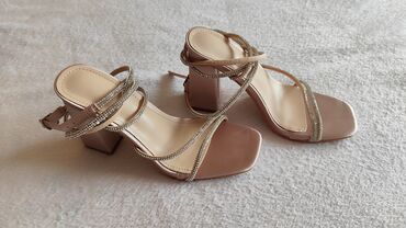 srebrne sandale: Sandale, Aldo, 36