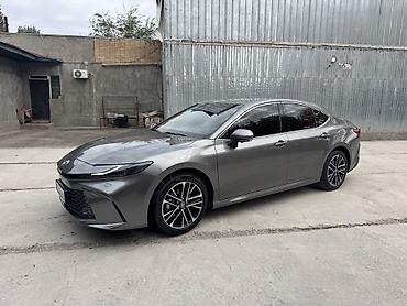 subaru oudback: Toyota Camry: 2026 г., 2.5 л, Автомат, Гибрид, Седан — 8