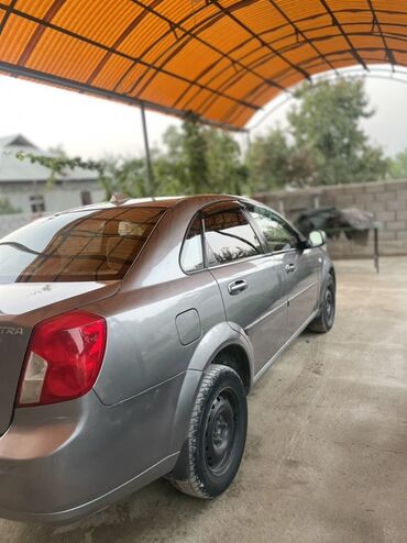 Daewoo Gentra: 2014 г., 0.5 л, Механика, Бензин