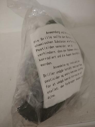 Eynəklər: Acki 15 azn — 11