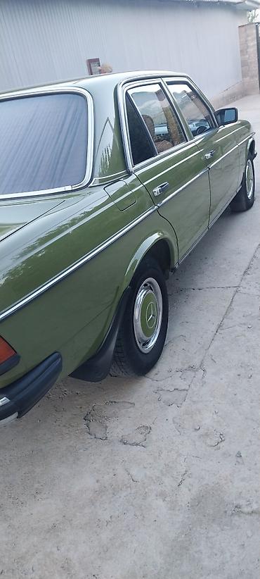 магнитолы для авто: Mercedes-Benz W123: 1982 г., 2 л, Механика, Бензин, Седан — 7