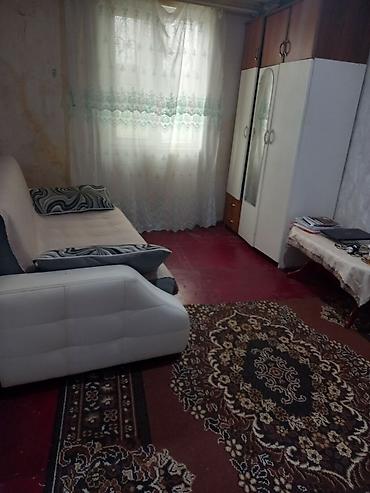 Mənzillər: 1 otaqlı mənzil – mətbəx, sanitar qovşaq və zal Xüsusiyyətlər: - Ayrı — 4
