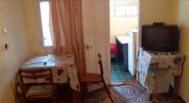 qaracuxurda heyet evleri: 15 kv. m, 1 otaqlı