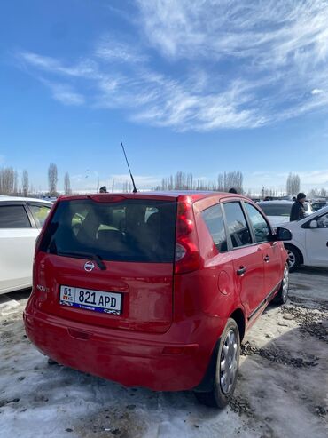 автомат машины: Nissan Note: 1.6 л, Автомат, Бензин, Седан