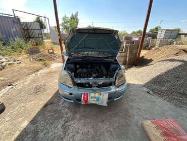 лейлек авто: Toyota Vitz: 2003 г., 1.3 л, Автоматические, Бензин, Бус