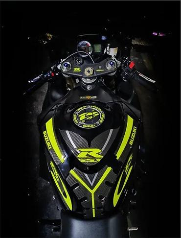 springfild nis: Suzuki GSXR k7 600 - 750 Komplet protektori rezervoara-1858 📌 Opis — 1