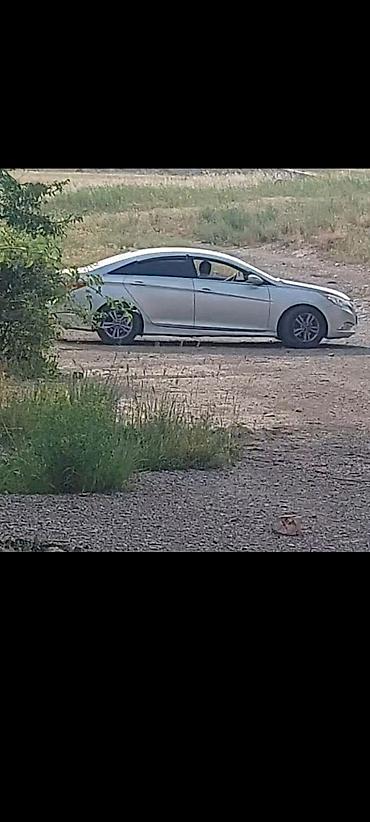 лобовое стекло subaru outback: Hyundai Sonata: 2013 г., Седан — 4