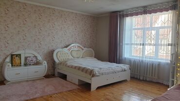 Долгосрочная аренда домов: 300 м², 6 комнат — 8