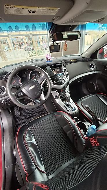 masin satis sayti: Chevrolet Cruze sedan – qırmızı rəng - Kuzov: 4 qapılı sedan, parlaq — 9