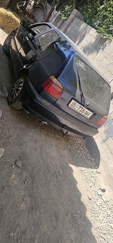 Volkswagen Golf: 1994 г., 1.6 л, Механика, Бензин, Хэтчбэк — 4