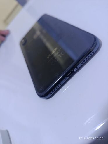 Apple iPhone: IPhone X, 128 GB, Qara, Face ID — 7