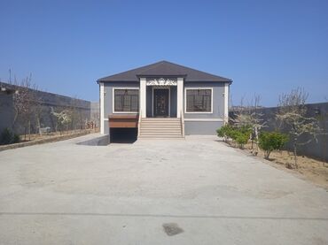 Qarajlar: 4 otaqlı, 110 kv. m, Yeni təmirli