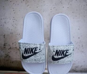 ženske pantalone: Papuče za plažu, Nike, 45