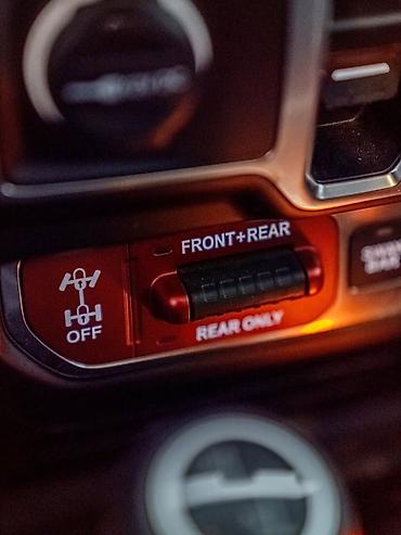 Jeep: Jeep Wrangler: 2019 г., 2 л, Автомат, Бензин, Внедорожник — 6