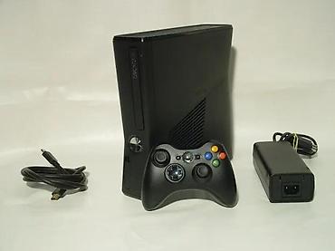 elektronska: U ponudi je Xbox 360 konzola. Konzola je vrlo korektno očuvana, sa — 4