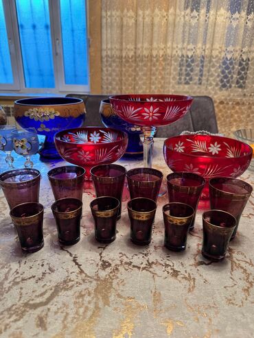 Beşiklər: Oğlan və qız üçün, Dördbucaq, Beşik, Dəstsiz, Matras ilə, Yellənmə mexanizm ilə — 6