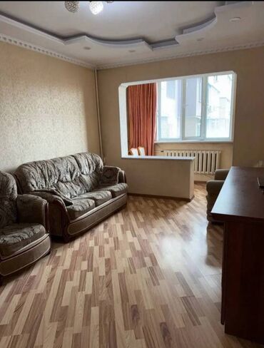 Продажа квартир: 3 комнаты, 82 м², 106 серия, 2 этаж, Евроремонт