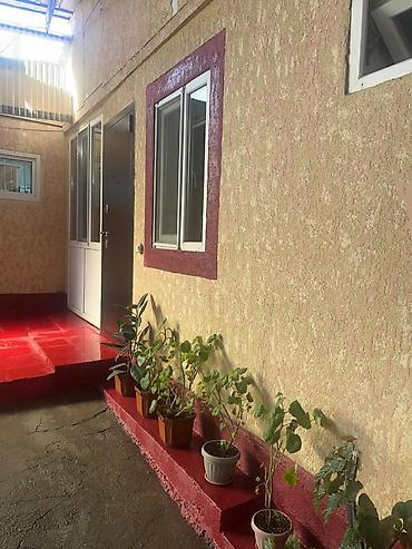 Sale of cottages and houses: Срочно! Продается дом с участком Локация: г. Токмок, ул. Слободская — 2