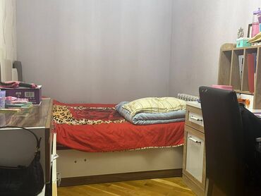 Uzunmüddətli kirayə mənzillər: Nərimanov metrosuyla 2 dəqiqə məsafədə Metroparkın yanında 5 mərtəbəli — 6