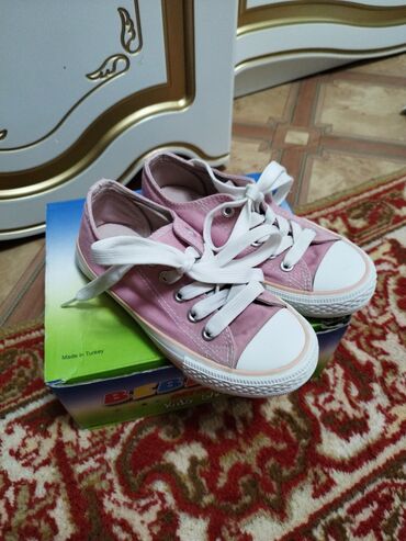 детская обувь для девочки: Продаю кеды на девочку 31 размер одевали три раза в идеальном