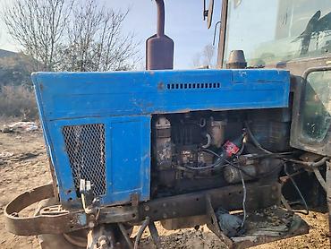 Digər kuzov detalları: Məhsul: Traktor kabini (köhnə model, mavi rəng) Təsvir: - Universal — 9