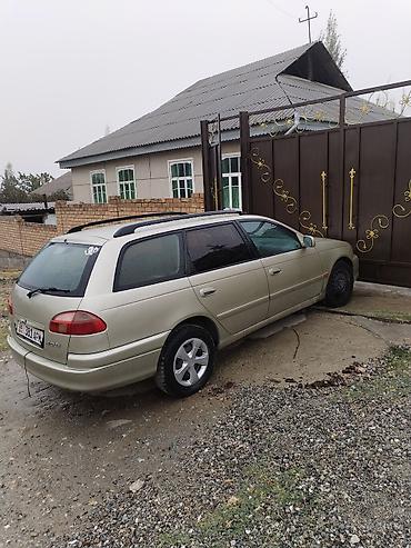 Toyota Avensis: 2002 г., 1.8 л, Кол менен иштөөчү, Бензин, Универсал — 2