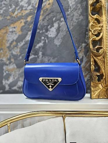 Torbe: Ženske torbe – izbor modela - Elegantna crna crossbody torba sa — 6