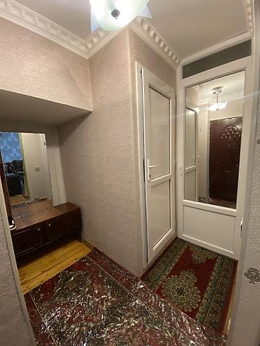 kiray: Ev Gəncə şəhəri, Fikrət Əmirov küçəsində yerləşir. Kommersiya — 10