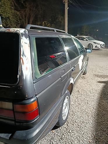 pass: Volkswagen Passat Variant: 1988 г., 1.8 л, Механика, Бензин, Универсал — 4