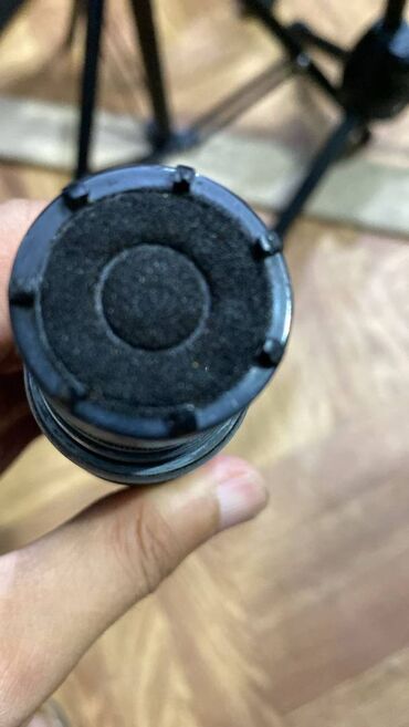 Mikrofonlar: İşlənmiş Simli Mikrofon Shure, Ödənişli çatdırılma, Ünvandan götürmə — 10