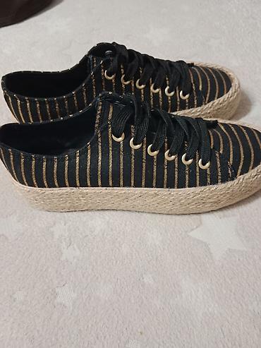 adidas sandale: Zenske patike-espadrile br37,duzina gazišta 24cm,nove — 2