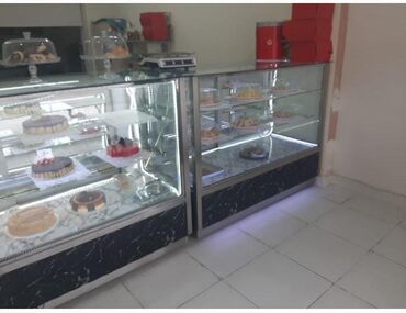 Professional sobalar: Vitrin soyuducu, quru vitrin, birlikdə 990 AZN. Birlikdə Ölçüsü: Hun