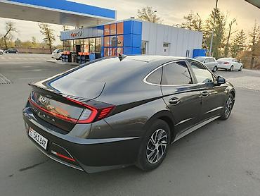 задний стоп легаси: Hyundai Sonata: 2022 г., 2 л, Автомат, Гибрид, Седан — 4