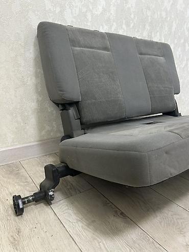 тиков: Заднее сиденье, Ткань, текстиль, Mitsubishi 2001 г., Б/у — 2