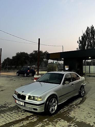 BMW 3 series: 1991 г., 2 л, Механика, Бензин, Седан