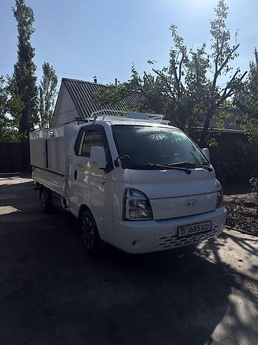 Продажа авто: Hyundai Porter: 2020 г., 0.1 л, Автомат, Электромобиль, Фургон — 7