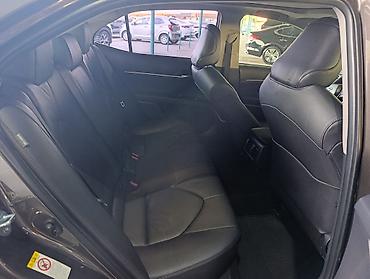 Toyota: Toyota Camry: 2018 г., 2.5 л, Автомат, Бензин, Седан — 9