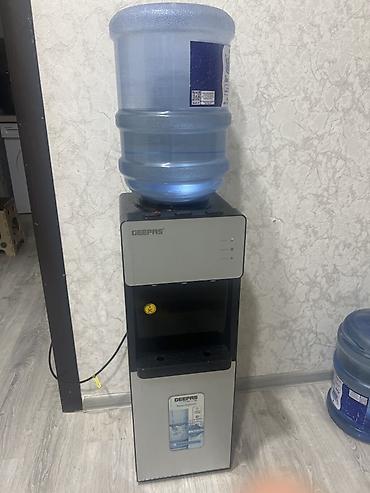 Техника для напитков: Geepas su dispenseri (üstdən butulkalı model) - İsti və soyuq su — 1