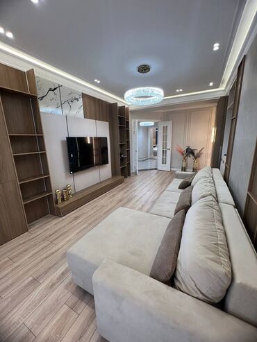 продаю дом кызыласкер: 3 комнаты, 105 м², Элитка, 4 этаж, Дизайнерский ремонт